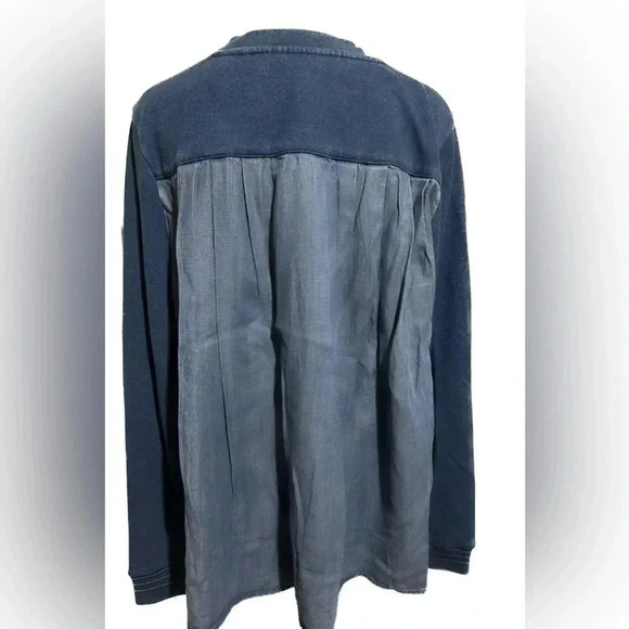 NWT Scotch and soda blue sweatshirt with chambray pleated back size 2 - Picture 3 of 7